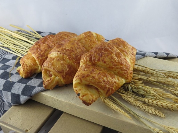 Ham-kaas croissant